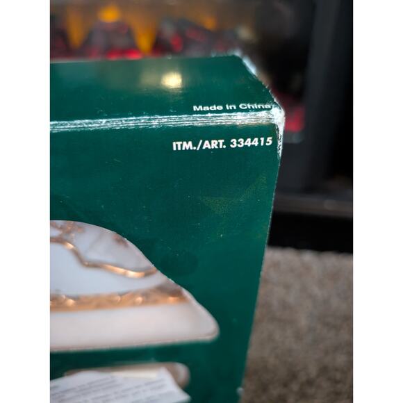 Traditions Ornaments White Metallic Gold Hand Painted Porcelains Set Of 10 NEW - Picture 11 of 11